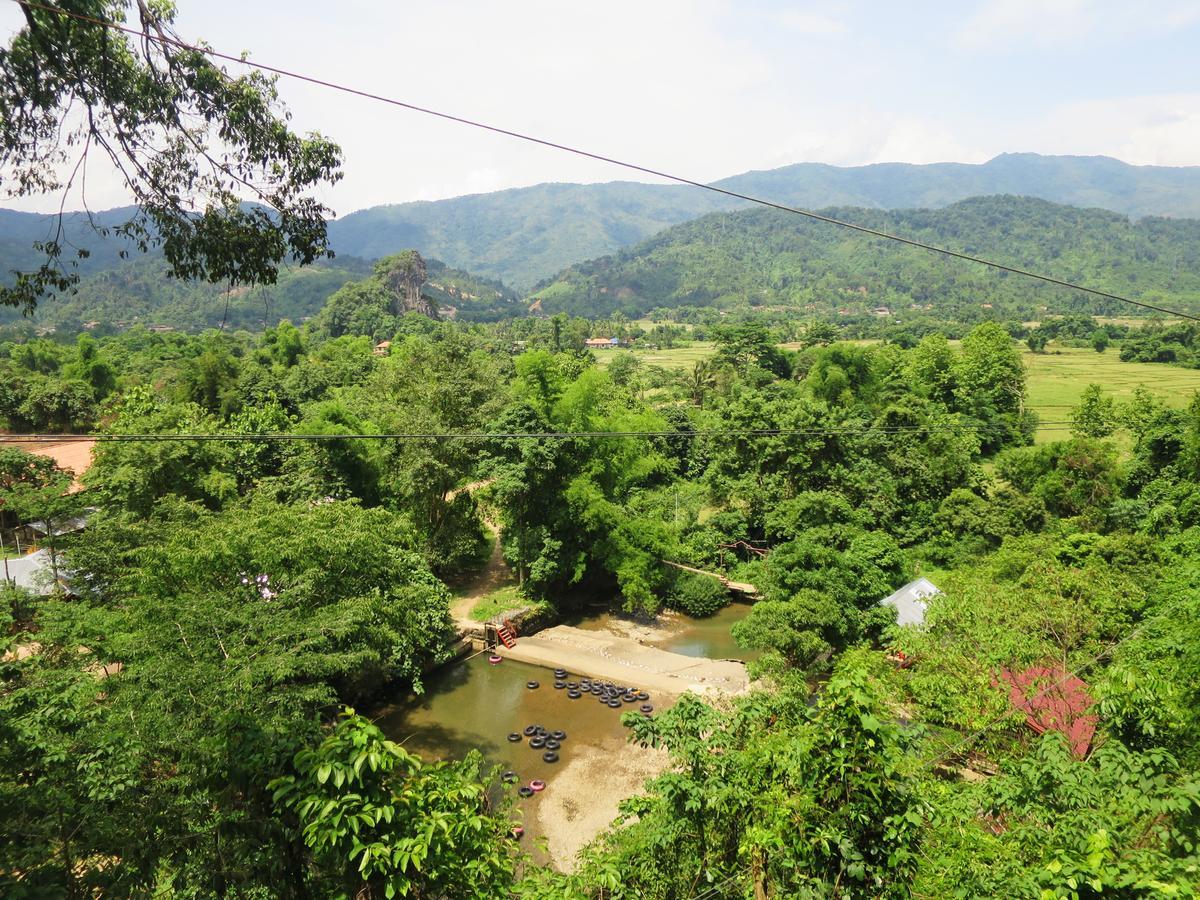 Elephant Adventure Village Tree House Vang Vieng Buitenkant foto